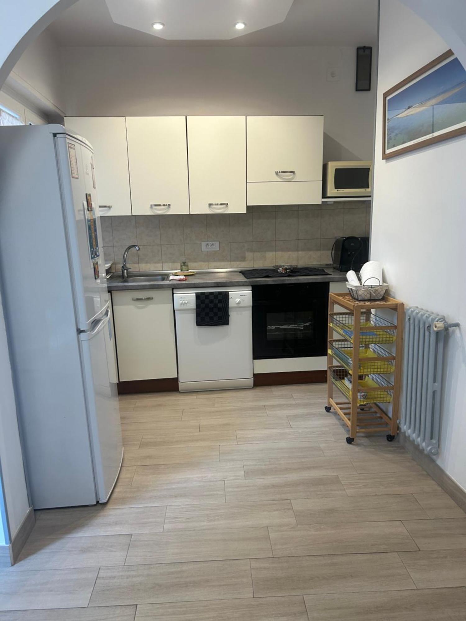 Location Saisonniere Appartement Menton Buitenkant foto