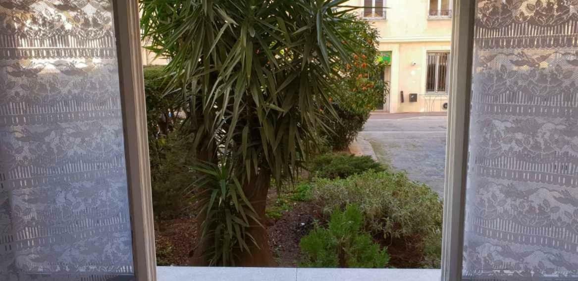 Location Saisonniere Appartement Menton Buitenkant foto
